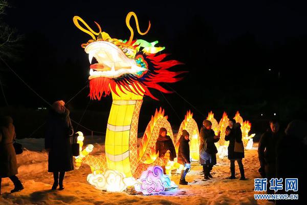 部分網(wǎng)友的創(chuàng)意，金雞你太美