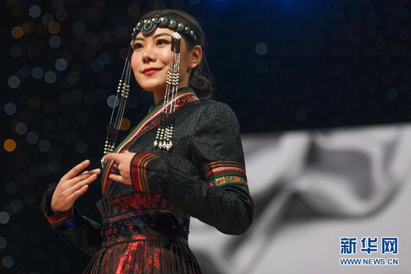 這里的配電柜“手拉手” 還建了一個群……